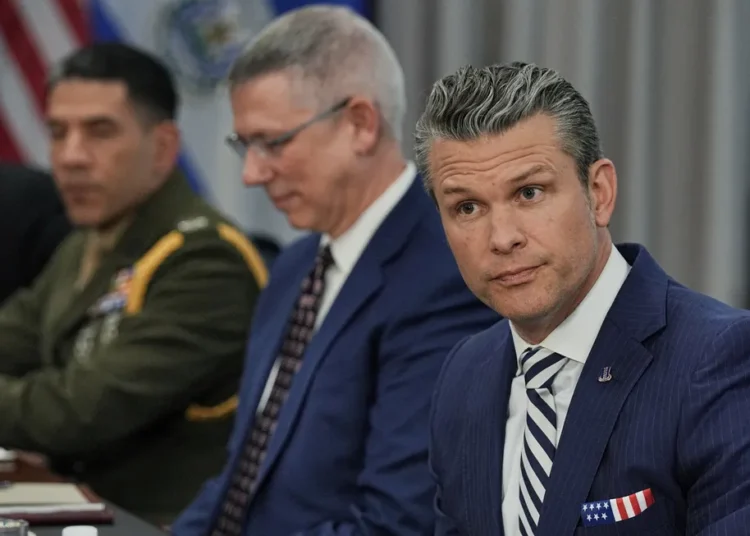 Pete Hegseth’s flashy outfit gets brutal three-word review from men’s style expert