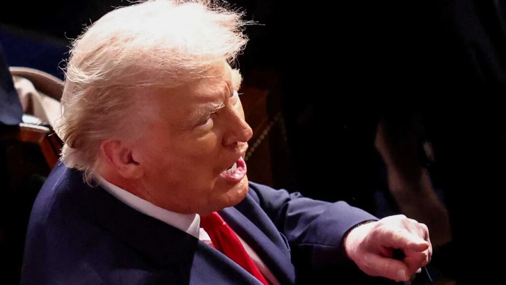 ‘Trump is scared’: Senator fires off ‘accountability’ threat at ‘terrified’ president