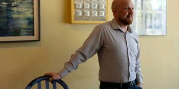 How a Democrat Positioned Himself to Be Alaska’s Next Governor