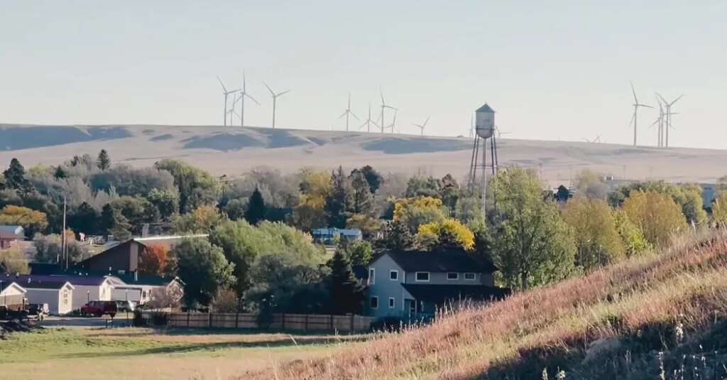 Across Farm Country, Economic Discontent Strains Republican Coalition