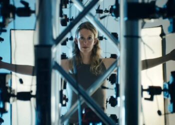 Elizabeth Holmes Film Opens to Over 2,000 Sold-Out Shows