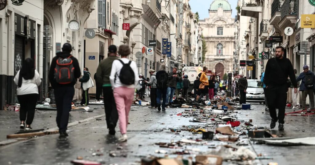 France Reels After Largest Riots in Years