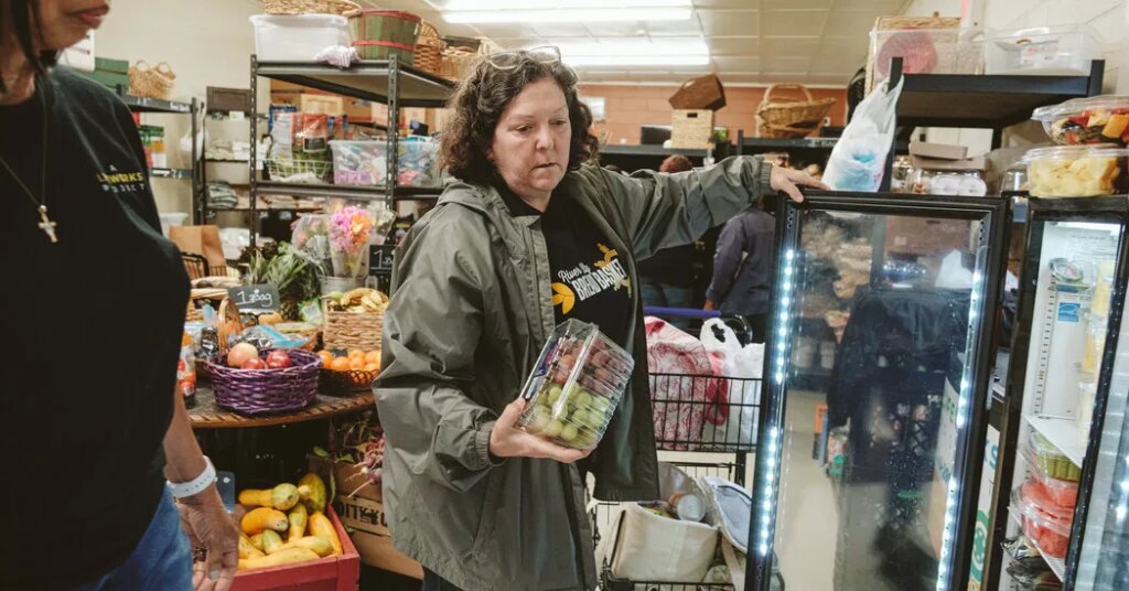 Food Pantry Patrons Face ‘Too Much Month at the End of Their Money’