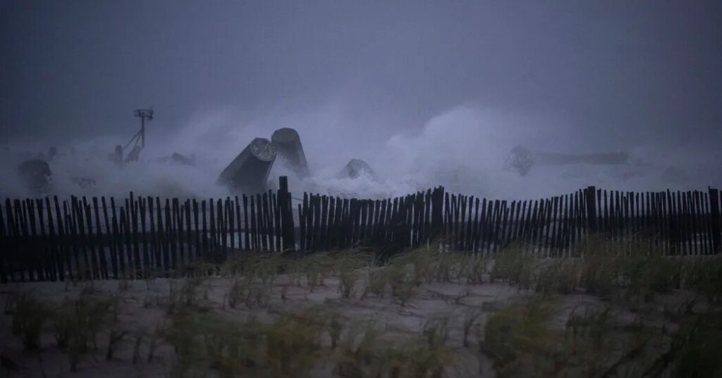 Coastal Storm Threatens Mid-Atlantic With High Winds and Flooding