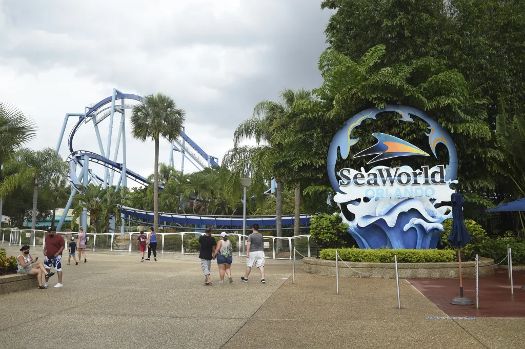 Visitors enter SeaWorld Orlando amusement park.