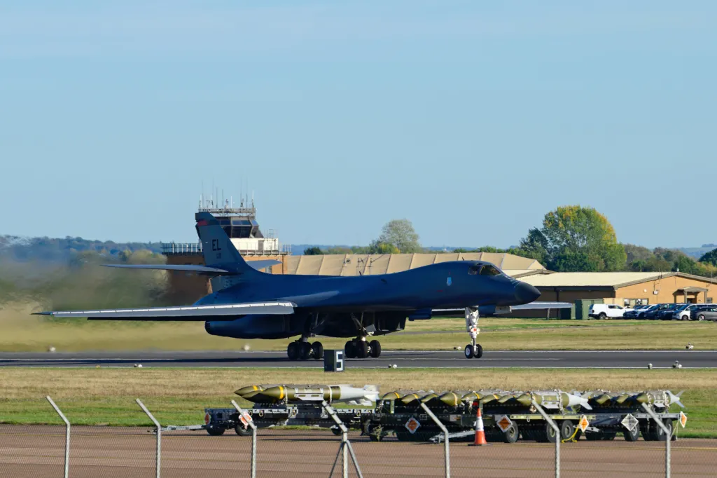 The threat of a possible Iranian drone attack triggered the US to remove a fleet of American B-1 bombers from a UK air base over the weekend,