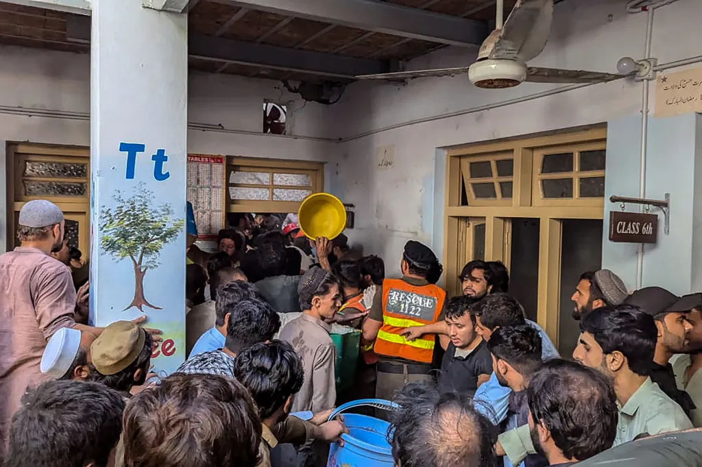 The roof of a private school collapsed in northwestern Pakistan on Thursday, killing at least 10 children and injuring more than two dozen others, an emergency services official said.