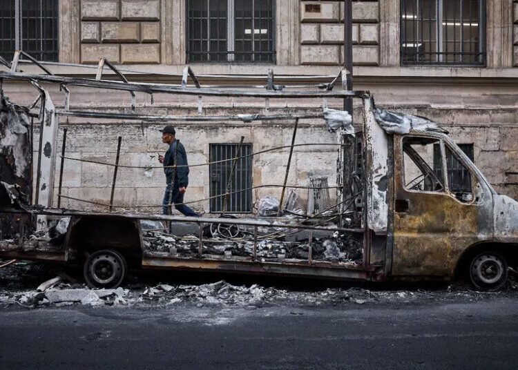 It’s Not Just France. Europe’s Political Center Is Crumbling.