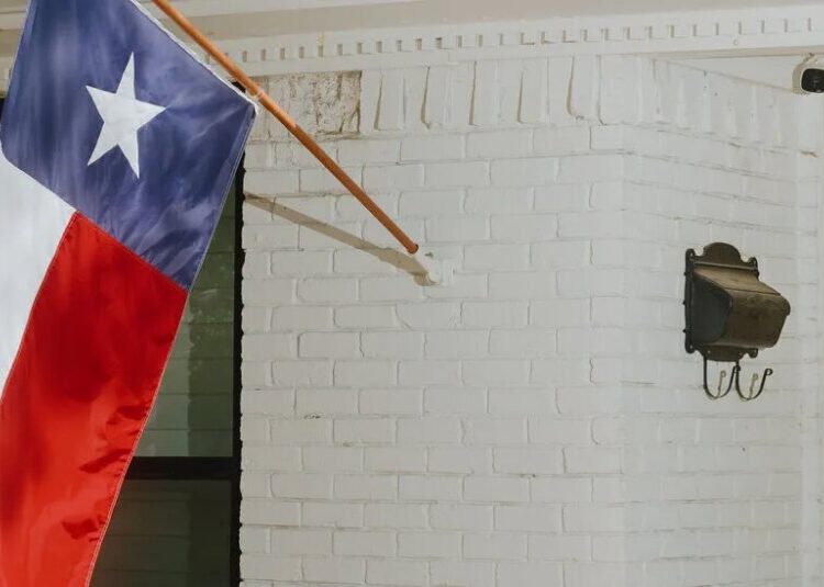 Mailers About Transgender Students Mysteriously Appear at Texas Homes