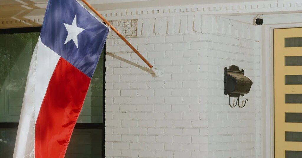 Mailers About Transgender Students Mysteriously Appear at Texas Homes