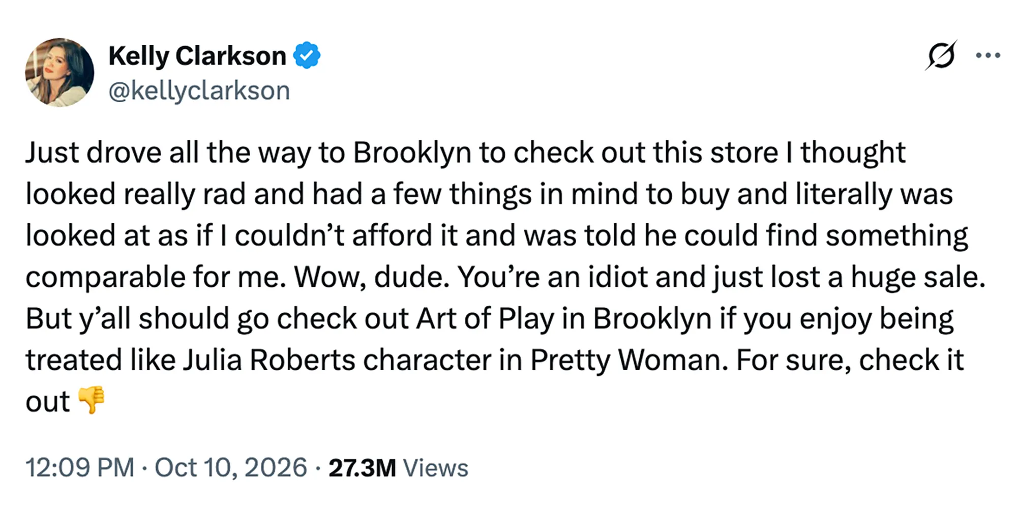 A social media post by Kelly Clarkson complaining about poor service at a store in Brooklyn.