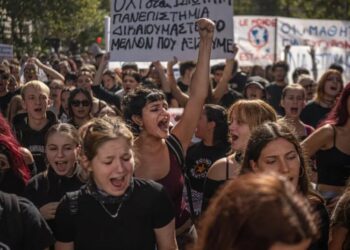 Student Protests Mushroom Across Europe, Exposing Bleak Views of the Future