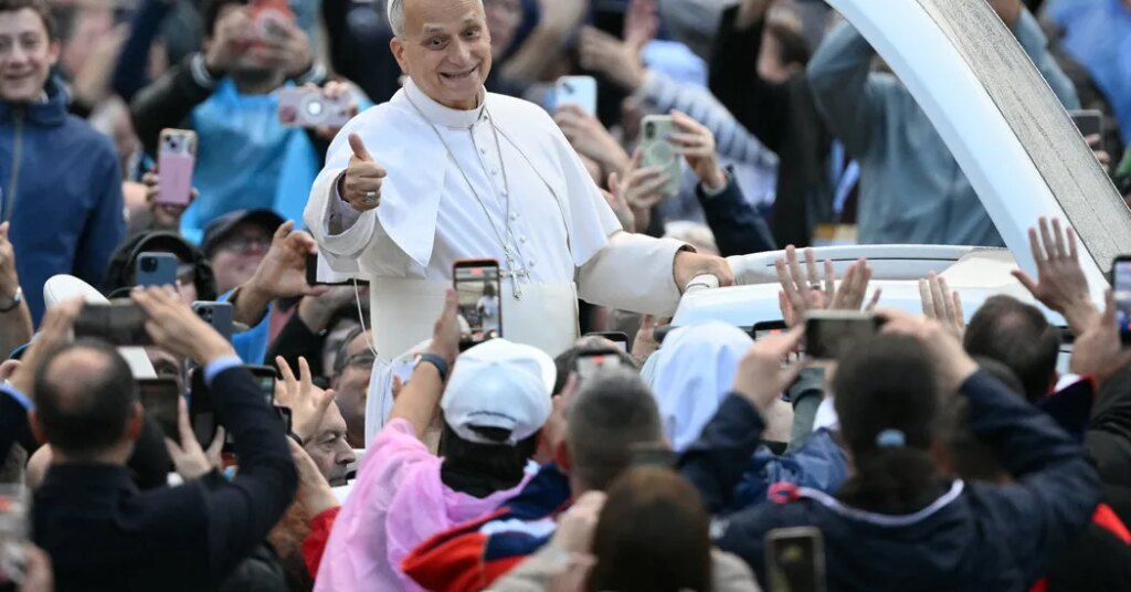 Pope Needs No Further Treatment for Lung Cancer, Doctors Say