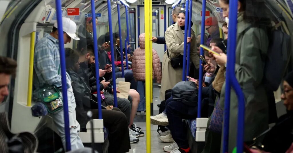 ‘People Are So Rude’: Can Britain Shhhh Headphone Dodgers on Trains?