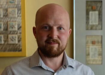 A Democratic Candidate for Governor Is Traversing Alaska to Flip the State