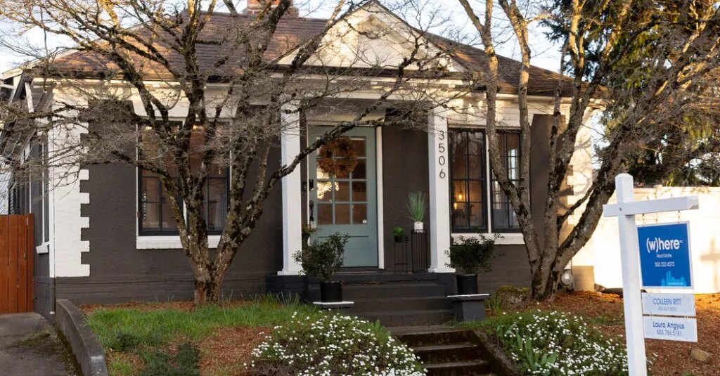 Mortgage Rates Remain Above 7%, Pushing Home Prices Lower in Some Areas
