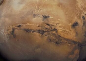 Earth and Mars May Have Formed in Weirdly Different Ways
