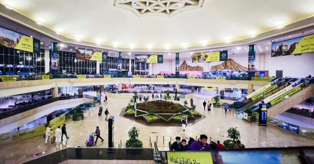 Strike on Saudi Airport Kills 2 as U.S. Tells Some Diplomats to Leave