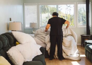 Airbnb Says Guests Shouldn’t Have to Do the Dishes Anymore