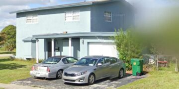 Florida Police Officer Is Accused in Scheme to Seize a Dead Man’s House