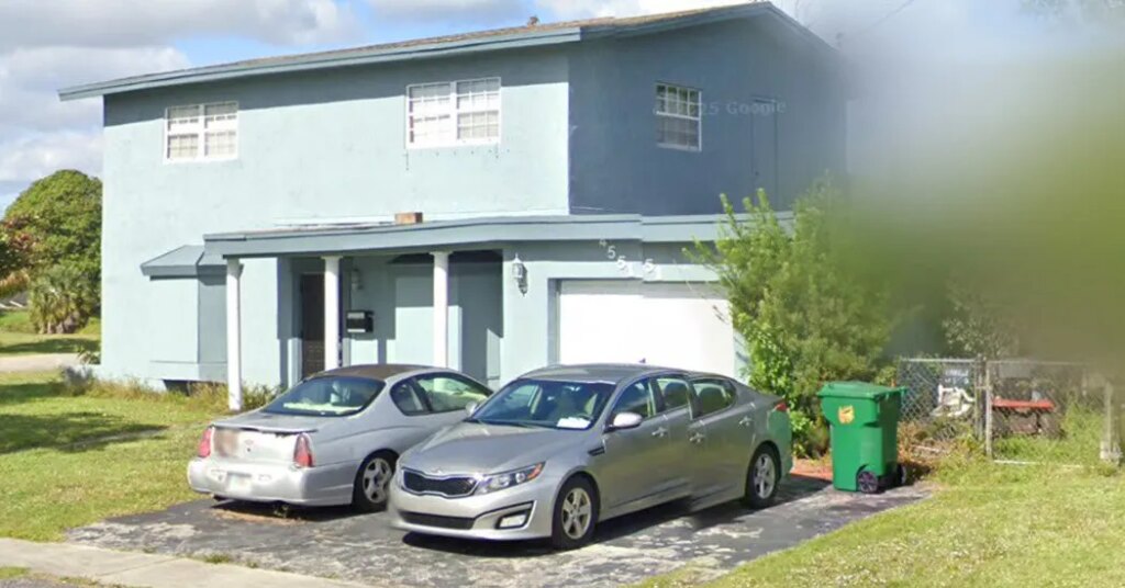 Florida Police Officer Is Accused in Scheme to Seize a Dead Man’s House