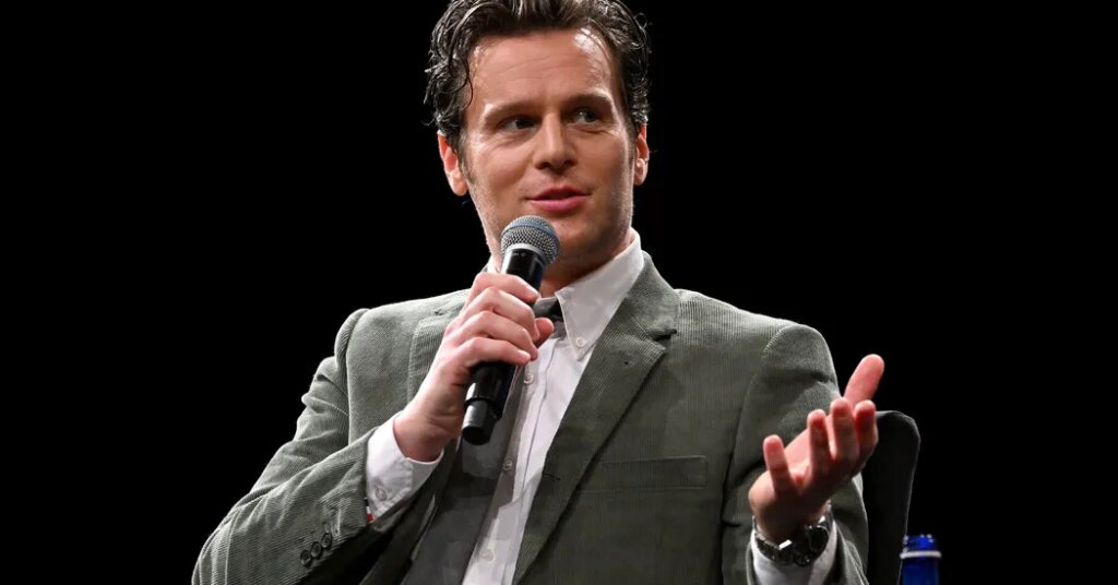 Jonathan Groff to Explore Forgiveness in Play About School Shooting