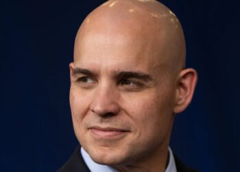 Trump Advisers Give Fees Earned for Aiding Pro-Russian Government to His Library