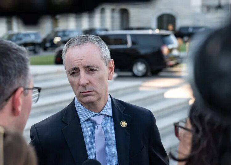 Lawmakers Plan to Block Trump Nominees Over Ukraine Satellite Network Restrictions