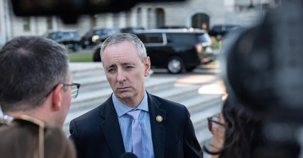 Lawmakers Plan to Block Trump Nominees Over Ukraine Satellite Network Restrictions