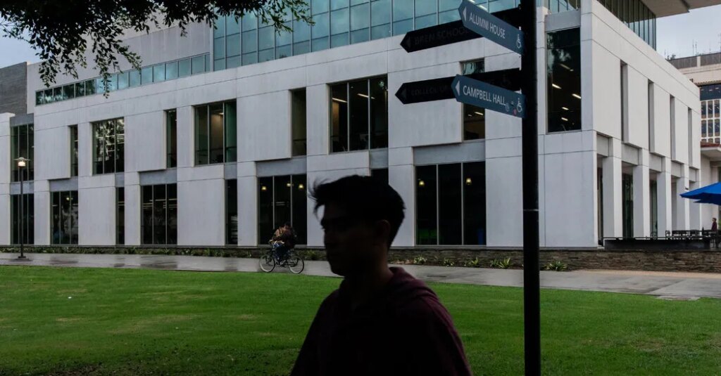 Public Colleges Are Passing the $50,000-a-Year Mark. For Locals.