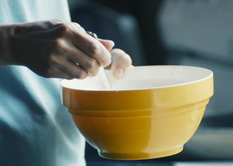 Is There a Correct Way to Mix Eggs?