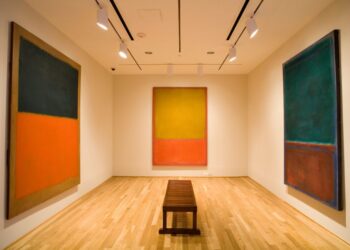 A new Phillips Collection exhibition is a lesson in unpacking abstract art