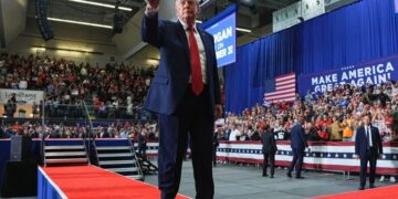 In Islamophobic Rant, Trump Seeks to Stir Republican Base in Michigan