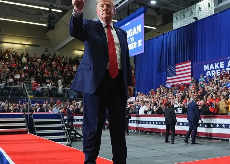 In Islamophobic Rant, Trump Seeks to Stir Republican Base in Michigan
