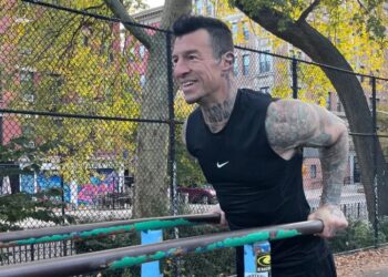 New Fight at Gritty Manhattan Park Is Over ‘Punk Rock’ Pull-Up Bars