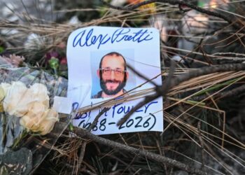 Alex Pretti’s Parents Say Federal Government Is Silent on Investigation