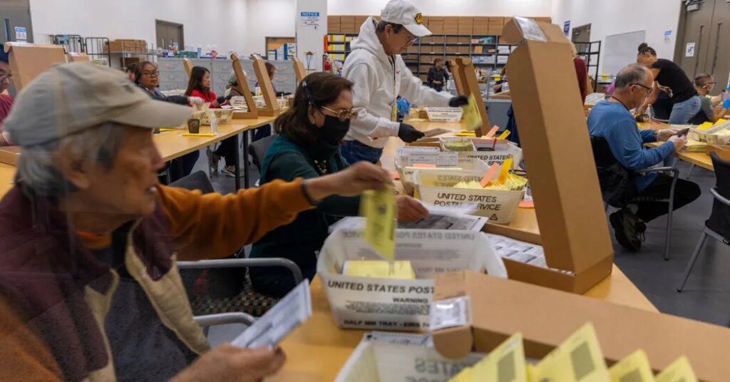 Judge Rejects Trump Officials’ Bid to Set Aside California Ballots