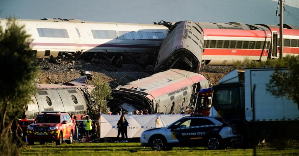 Spain Crash Survivor Describes a ‘Twisted Tangle of Metal’