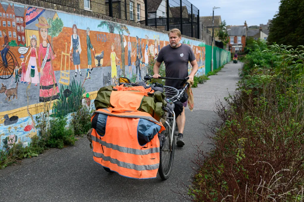 Global adventurer Karl Bushby pushes 