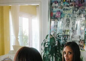 A ‘Supergirl’ Actress Writes the Children’s Book She Wished for as a Kid
