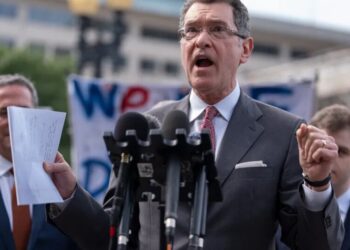 As Midterms Near, Top Law Firms That Capitulated to Trump Are on the Sidelines