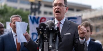 As Midterms Near, Top Law Firms That Capitulated to Trump Are on the Sidelines