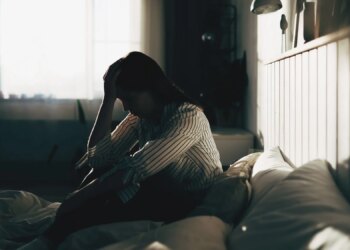 3 Ways to Navigate Losing Attraction to Your Partner, According to a Sex Therapist