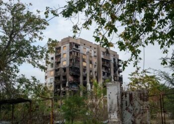 A Rare Rescue, Announced by Melania Trump, Begins in a Besieged Ukrainian City