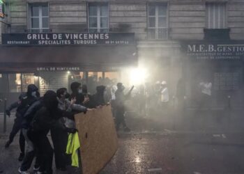 Plan for More Protests, This Time on Halloween, Causes Jitters in France
