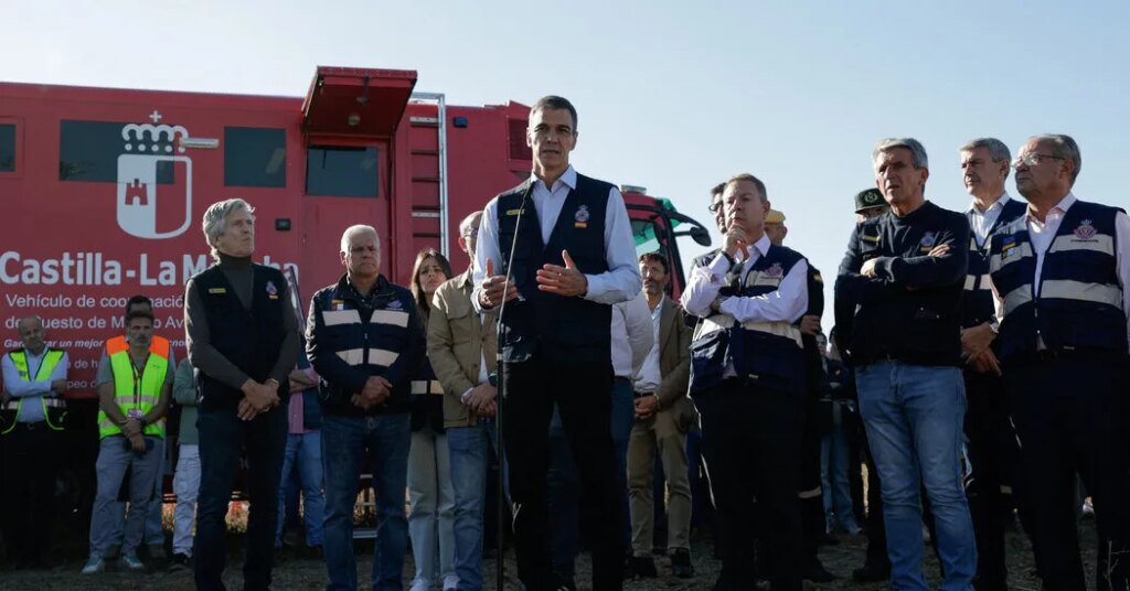 Train Disaster Is a Blow to Spain’s Leader, Already an Election Underdog