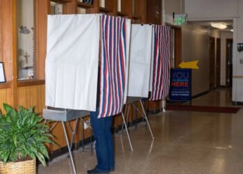Voters Usually Ignore Corruption as an Issue. It Now Has Their Attention.