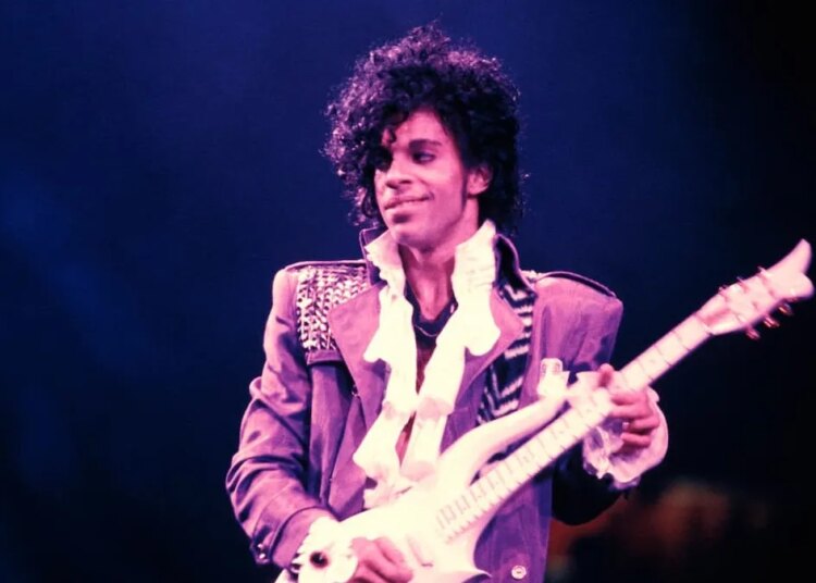 4 Prince Songs That Aren’t ‘Purple Rain’ That You Should Absolutely Add to Your Playlist