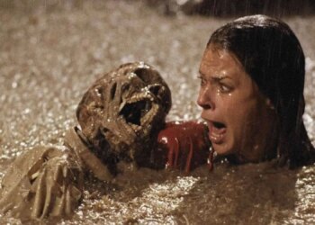 5 Classic Horror Movies That Used Real Human Skeletons Instead of Props