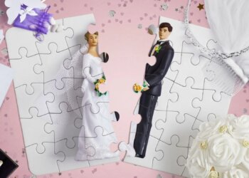 5 Signs Your Spouse Is Mentally Checking Out of Your Marriage